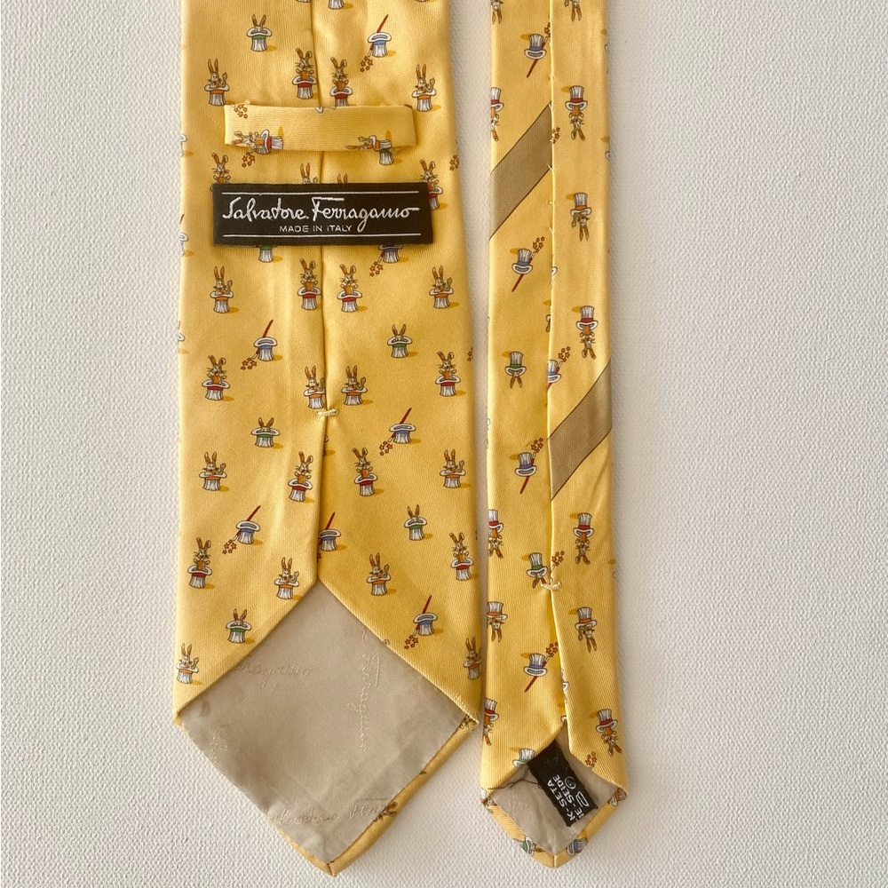 Yellow Ferragamo Rabbit Tie - Picture 2 of 4